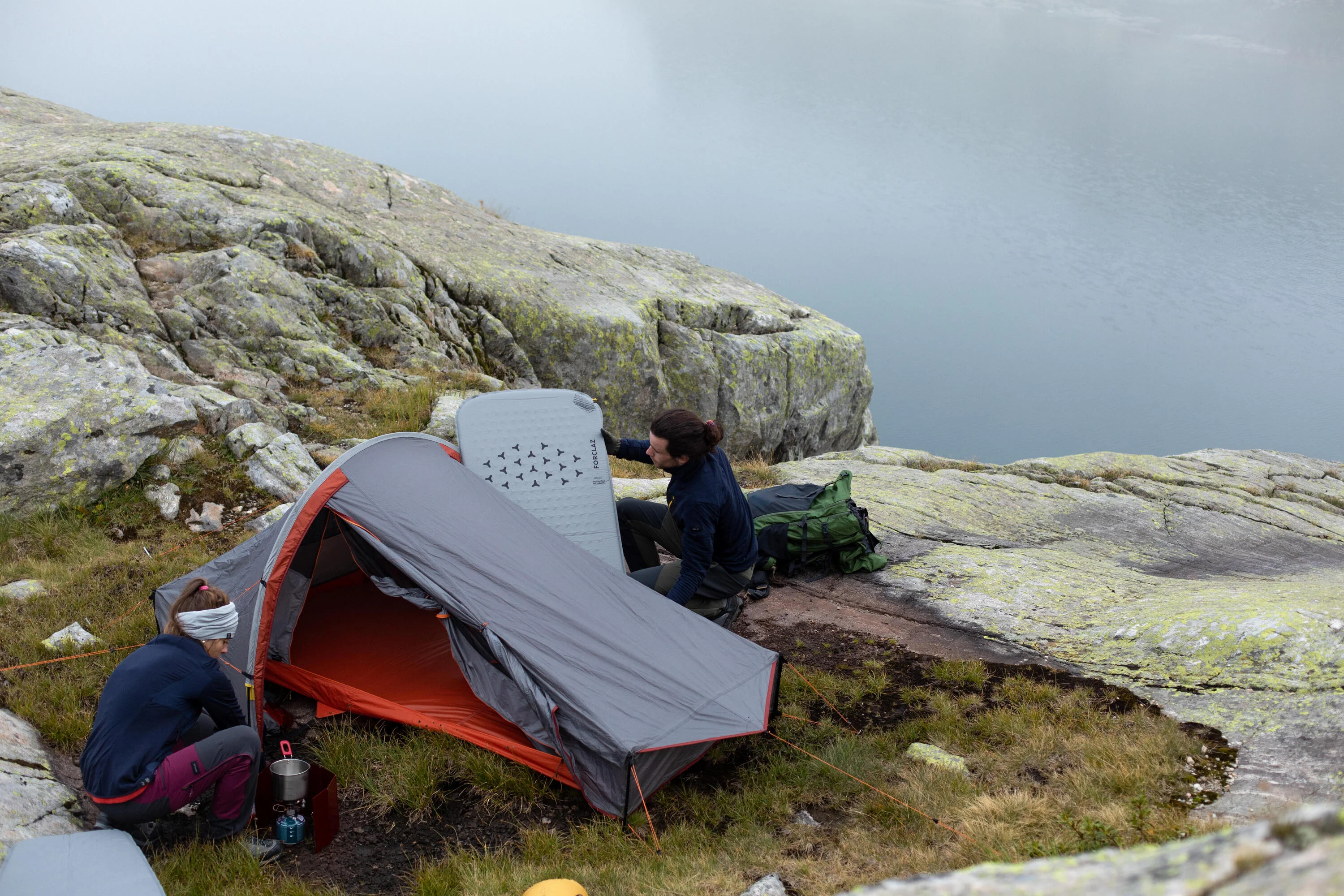 Forclaz Trek 500L Self-Inflating Backpacking Mattress - Image 11