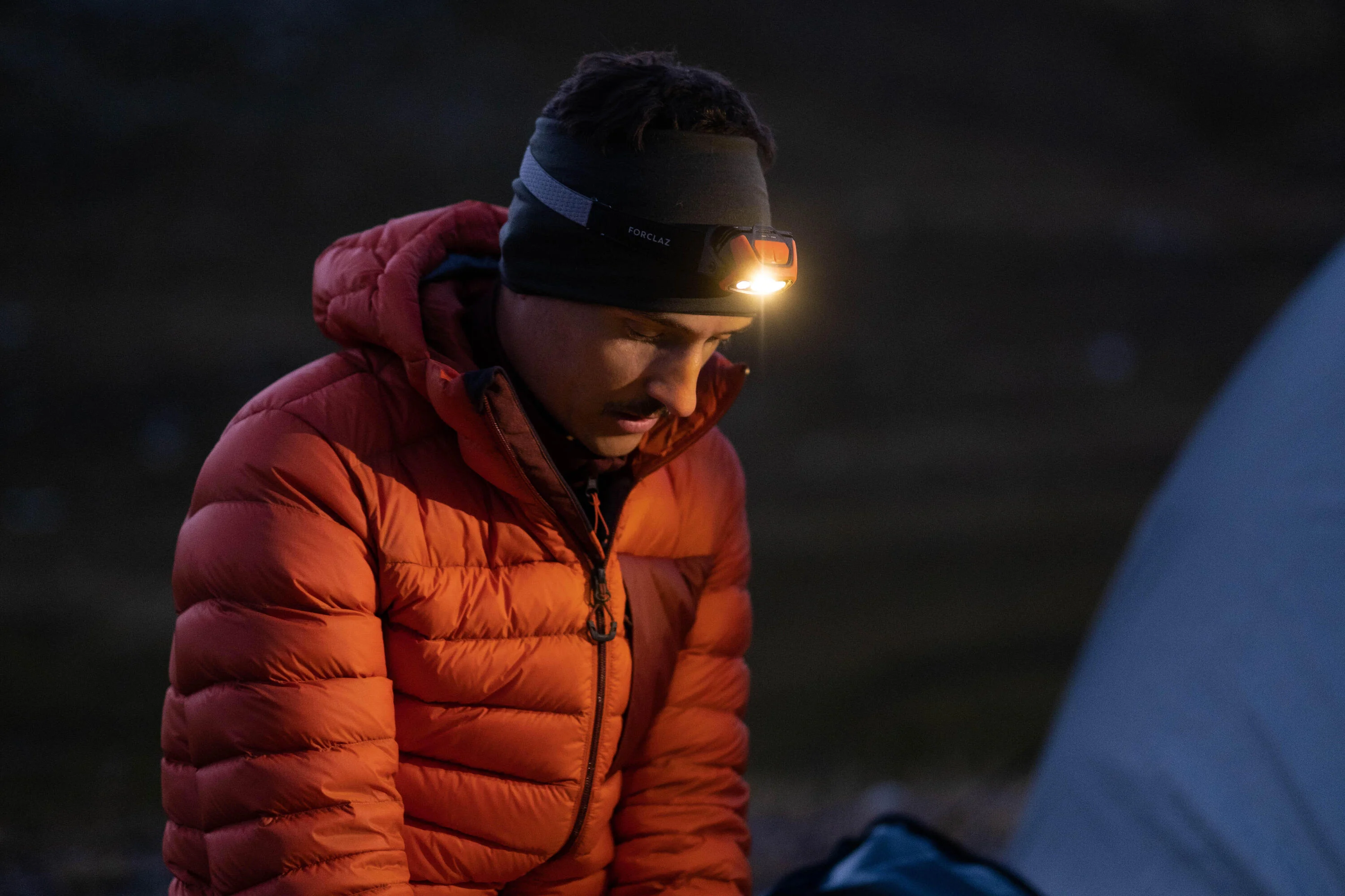 Forclaz HL900 USB V3 600 Lumen Rechargeable Head Torch - Image 12