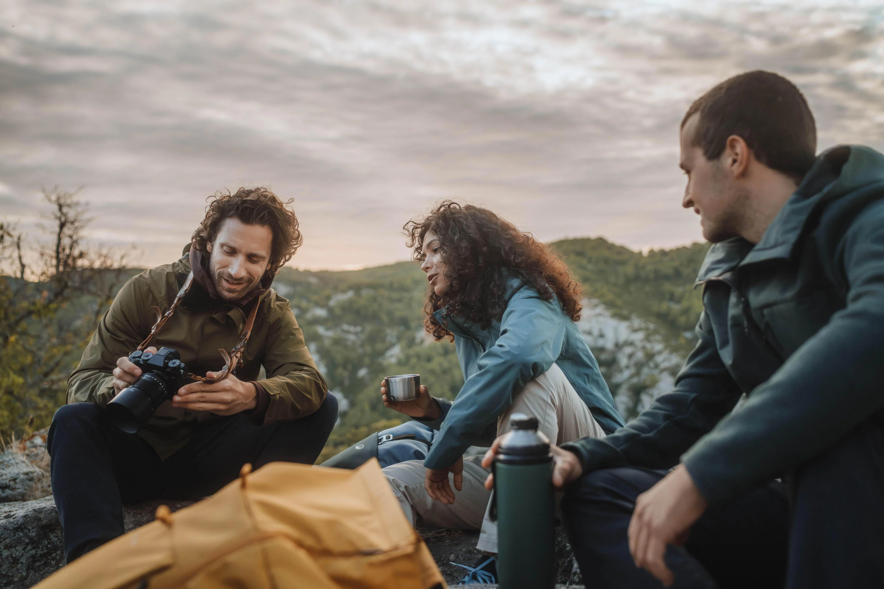 Quechua Women’s NH500 Waterproof Hiking Rain Jacket - Image 23