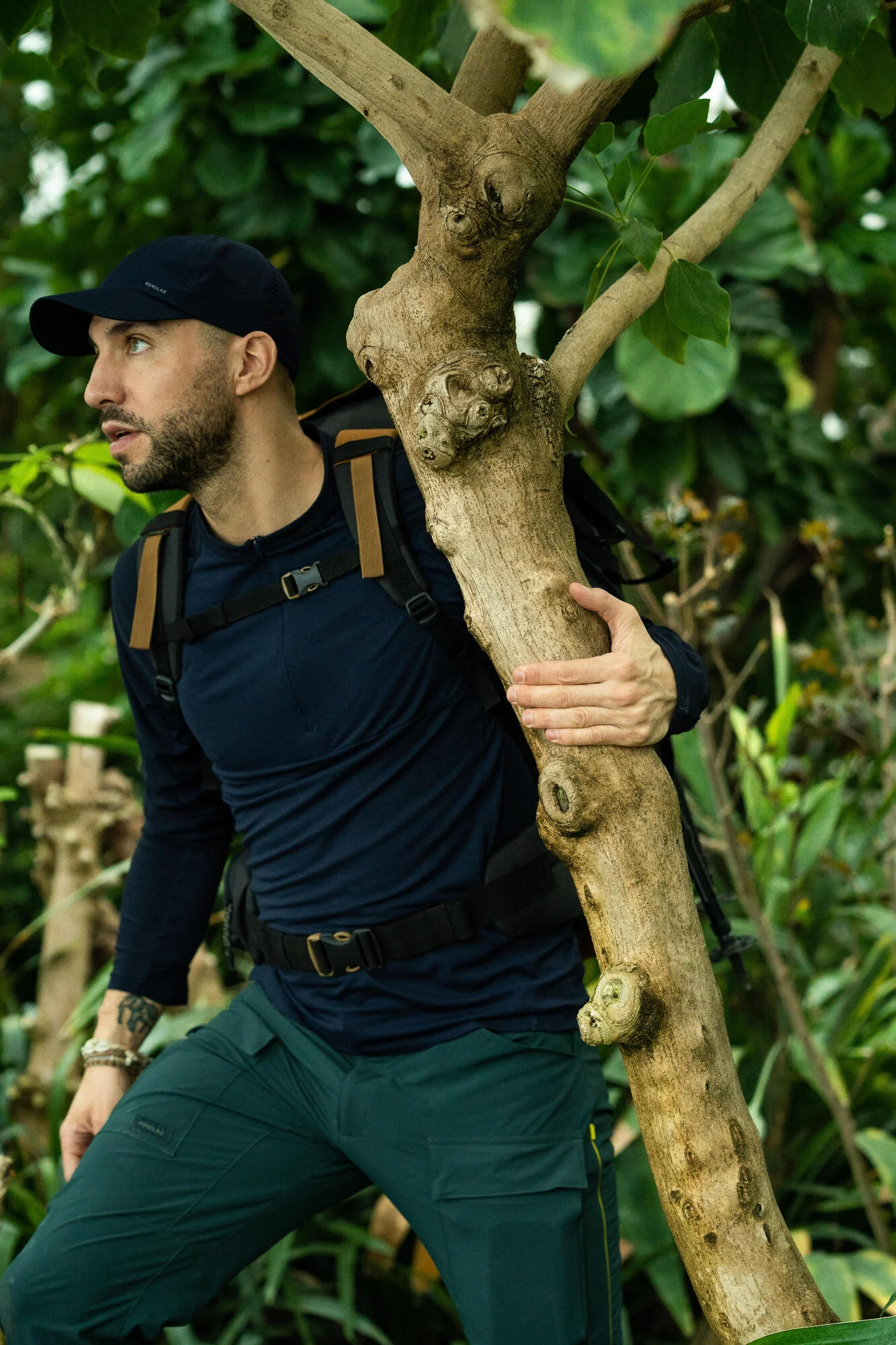 Forclaz Travel 100 Hiking Cap - Image 9